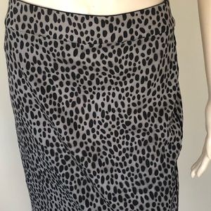 Ann Taylor animal print skirt, size 8